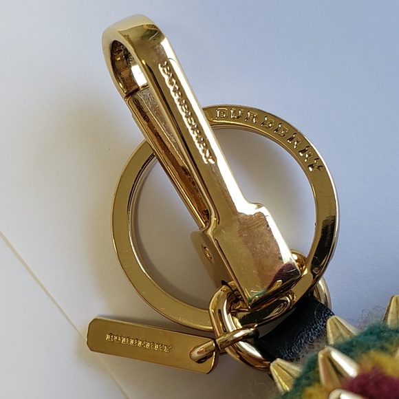Authentic! Burberry Key Vera the Hare Ring Charm Bunny Rabbit Burberry Keychain - Picture 13 of 14